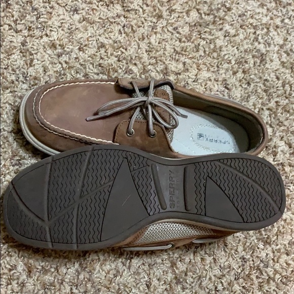 Sperry’s - Picture 3 of 3
